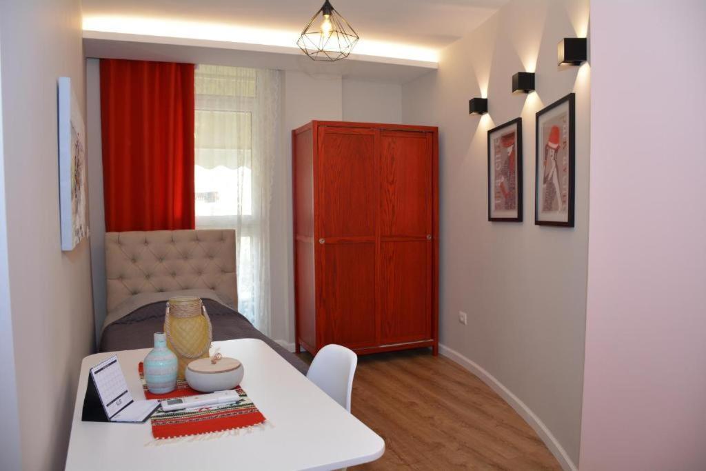 Central Comfy Apartment Тирана Екстериор снимка