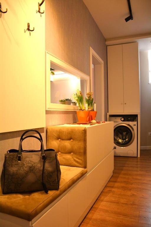 Central Comfy Apartment Тирана Екстериор снимка