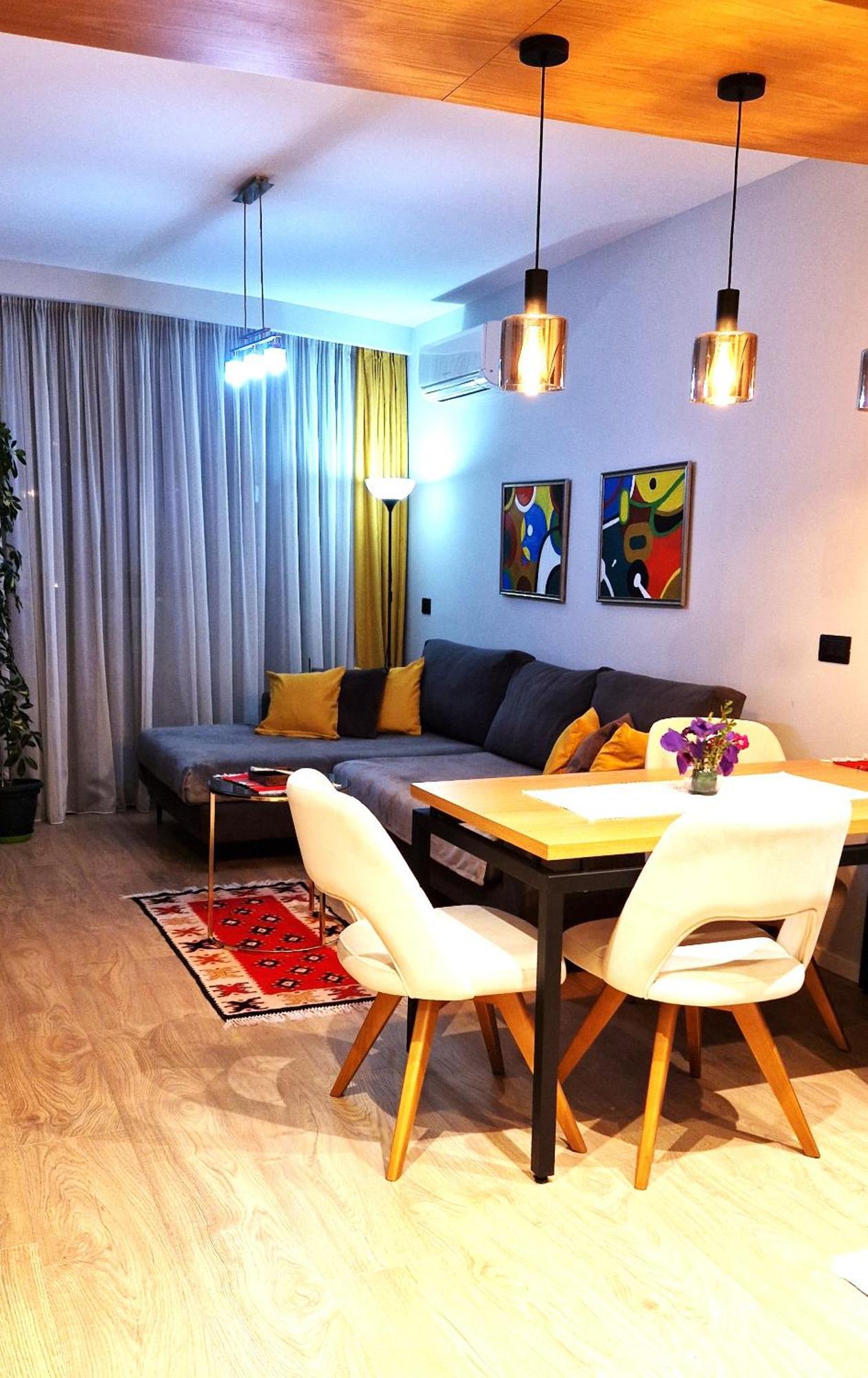 Central Comfy Apartment Тирана Екстериор снимка